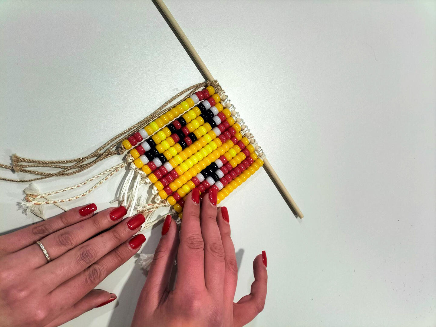 Atelier perles Art-déco - oeuvre d'art en perle - Douaisis Agglo Tourisme (c)DOUAISIS AGGLO (4).jpg