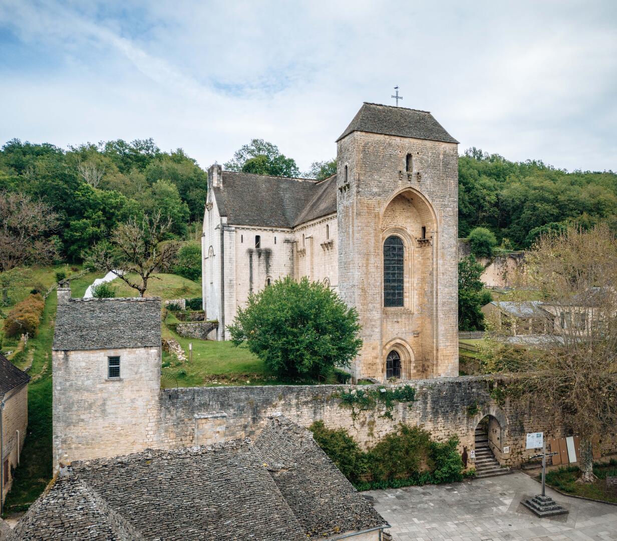 Coly Saint Amand (8).jpg