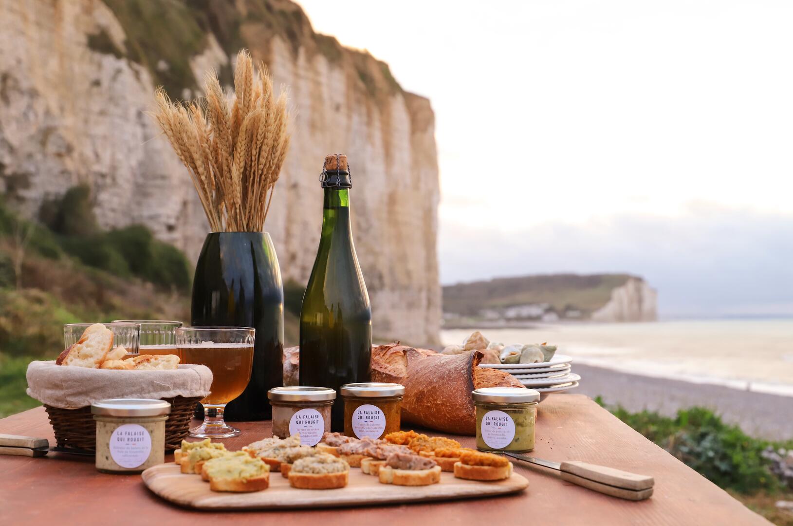 La falaise qui rougit - L'apéritif normand et engagé