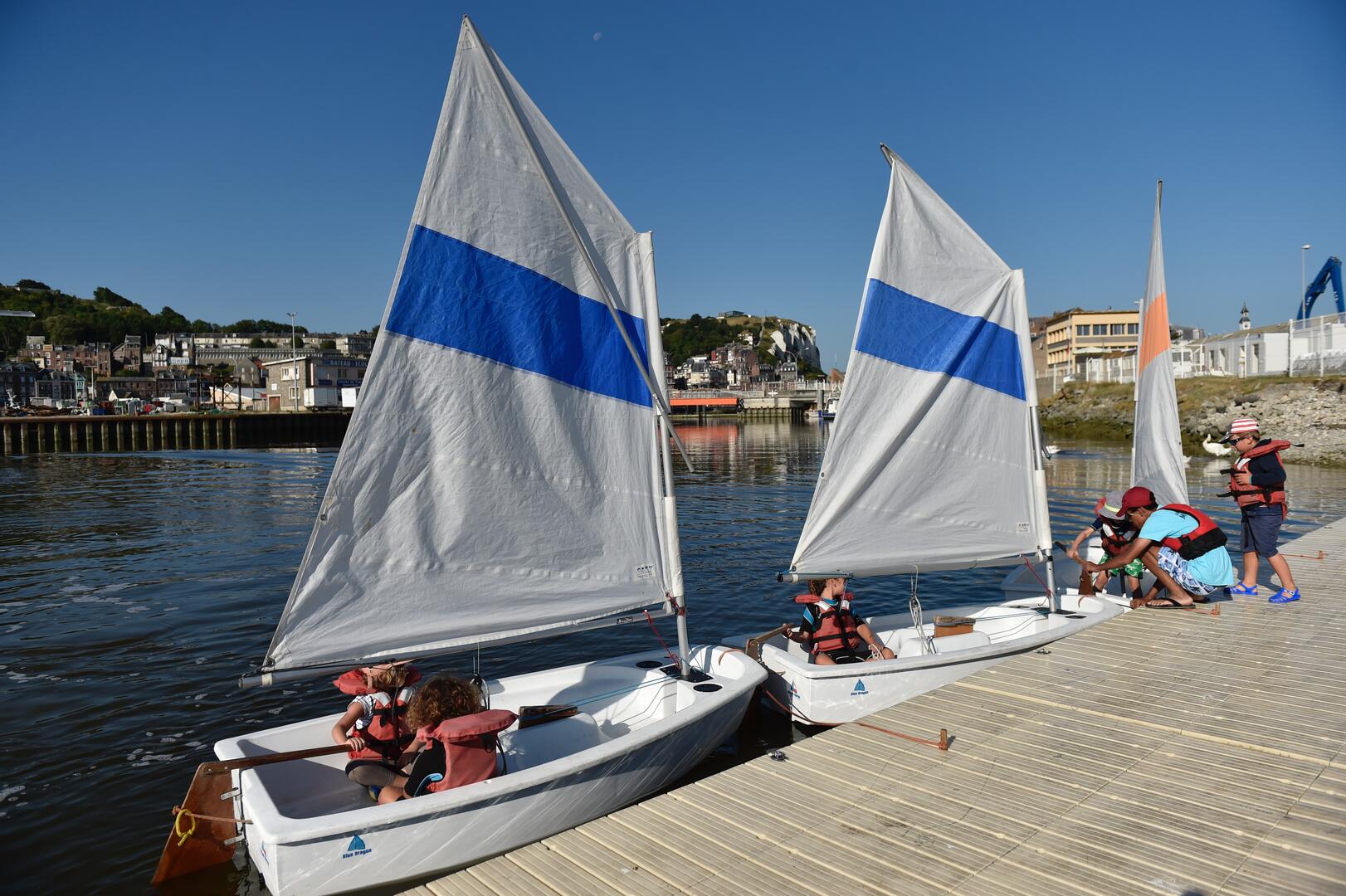 LE TREPORT_Ecole de Voile_001
