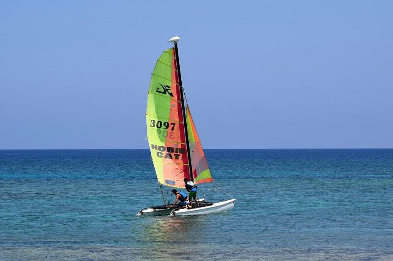 catamaran-4279564_960_720