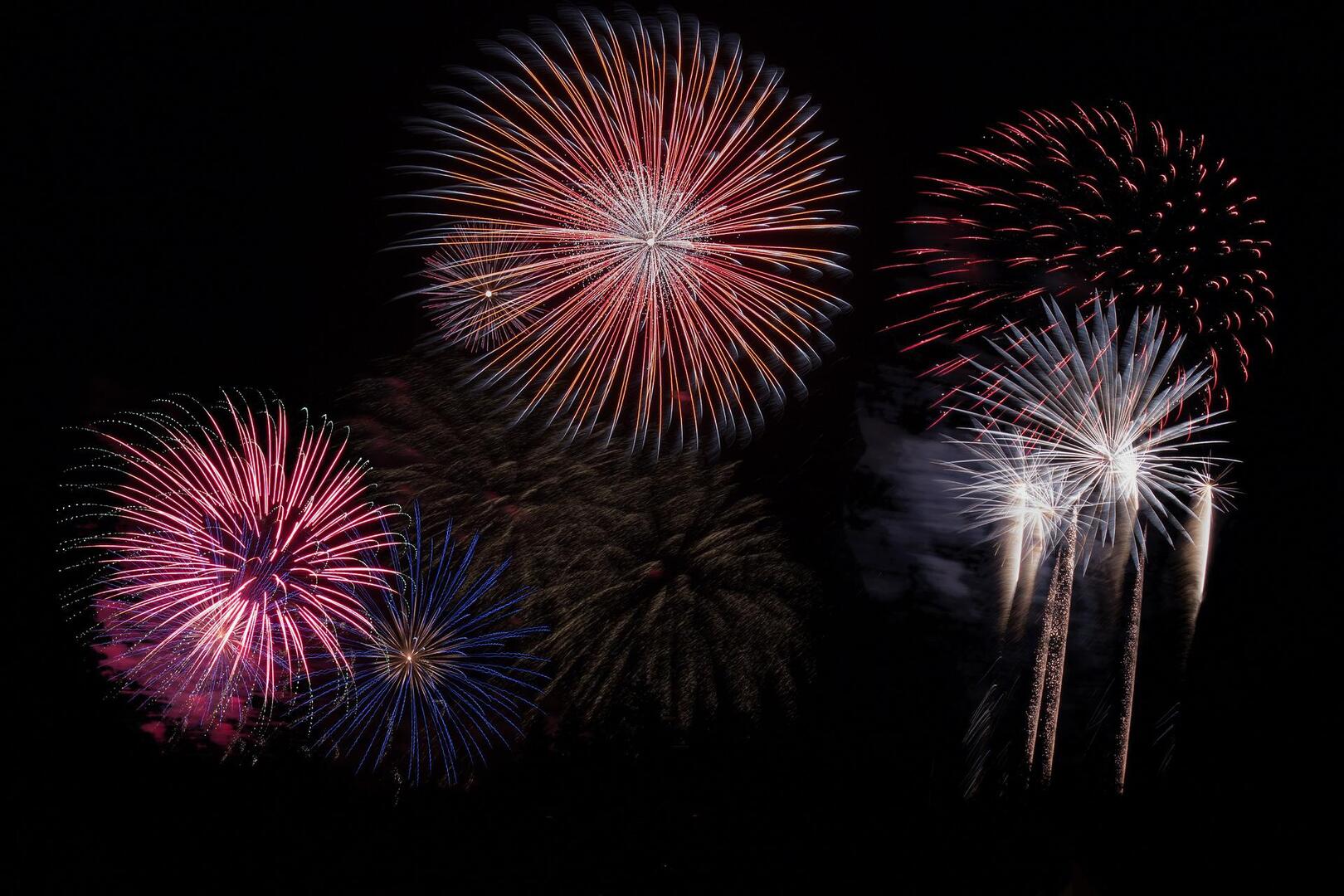 fireworks-g4b1f5bf01_1920