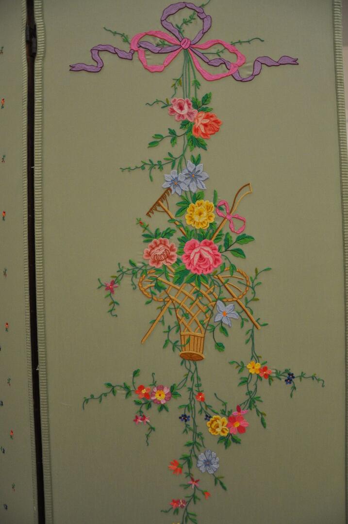 rencontre-de-la-broderie-bourg-le-roi-72