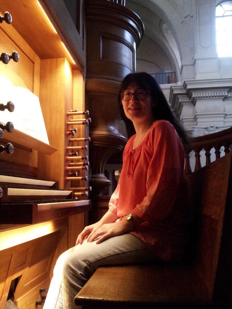 orgue et musique à vouvant - isabelle sebah