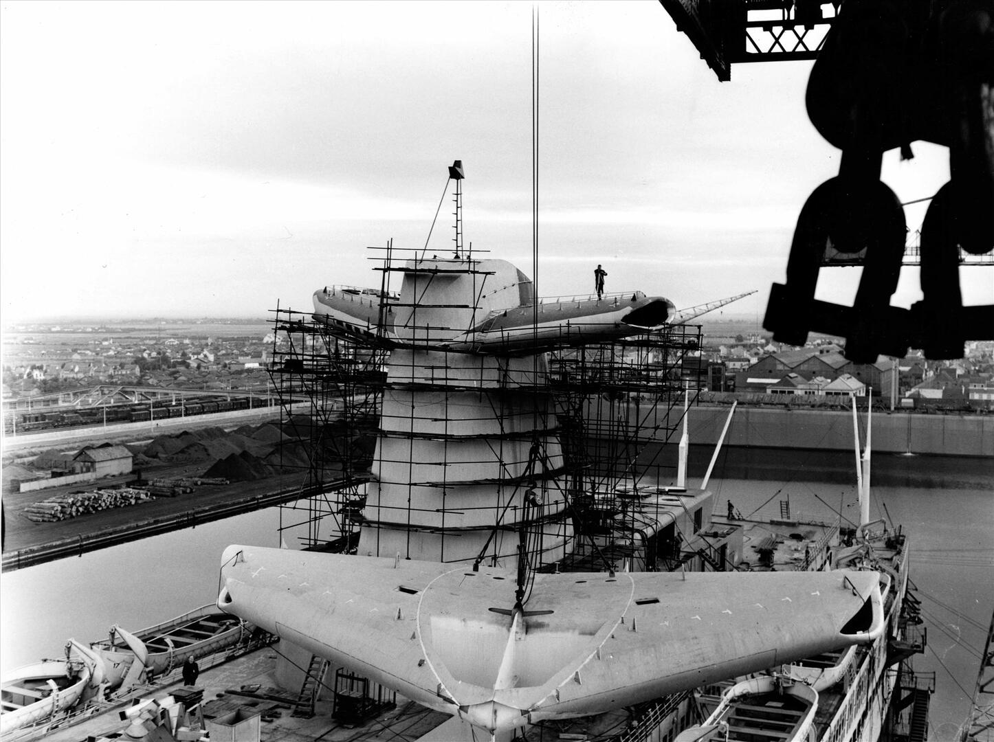 Construction du paquebot France