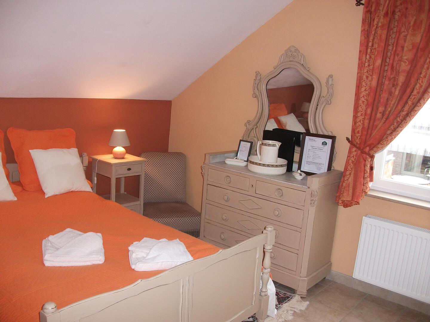 Le Club de la Source - Hannut - Chambre Papaver