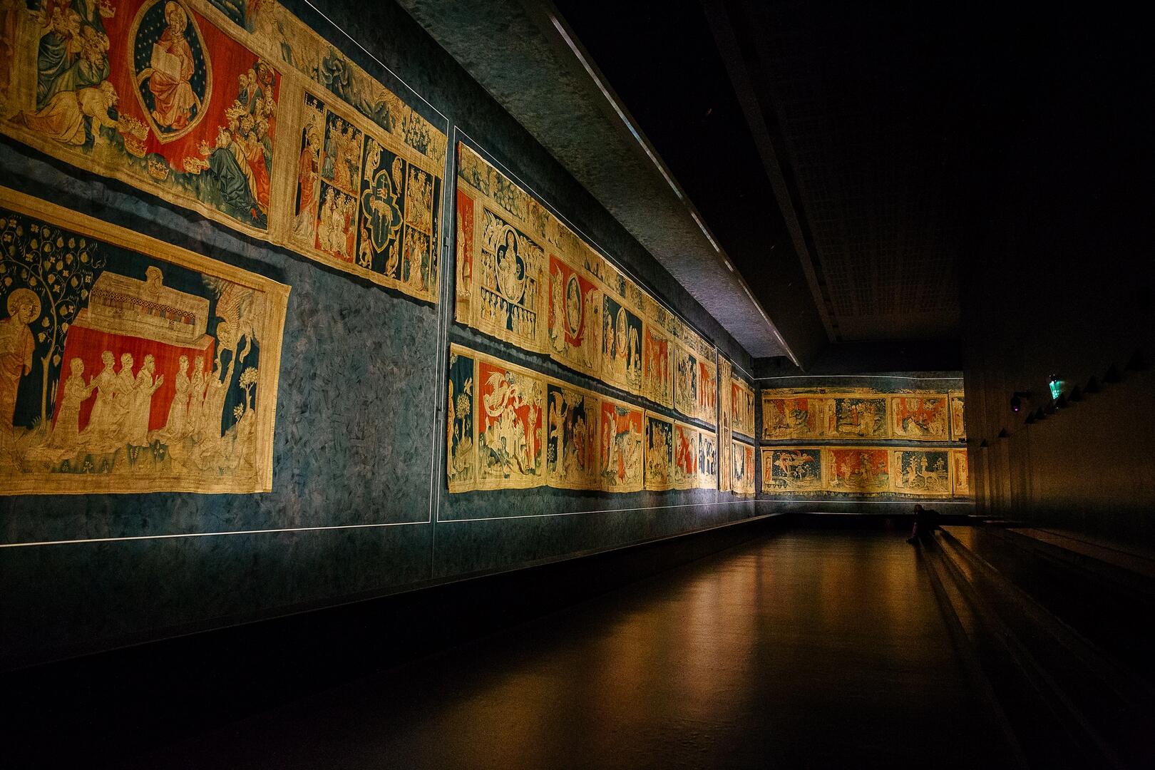 la-tapisserie-de-l-apocalypse-copyright-les-conteurs-destination-angers-4290-copier-1055514