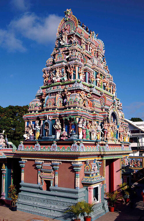 4f15c_religion-tamoule135-temple-CREDIT-IRT-serge-gelabert-dts-12-2015.jpg_1