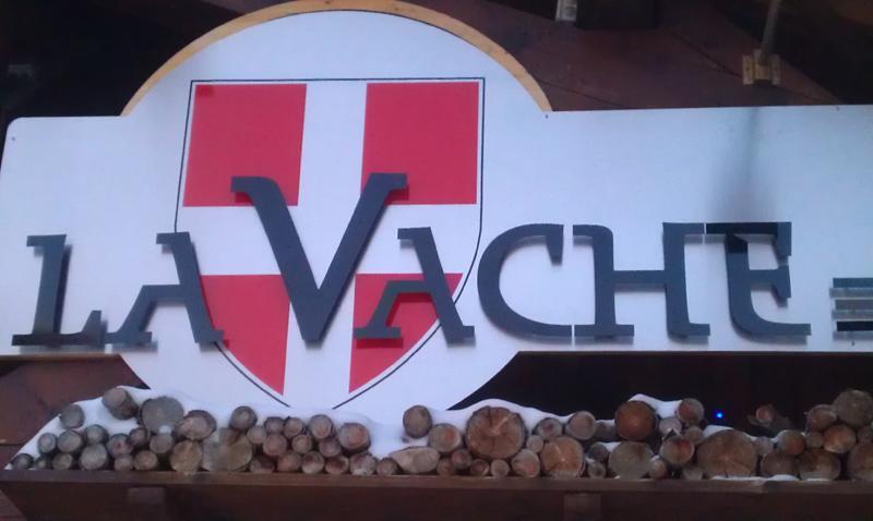 restaurant-la-vache-aux saisies