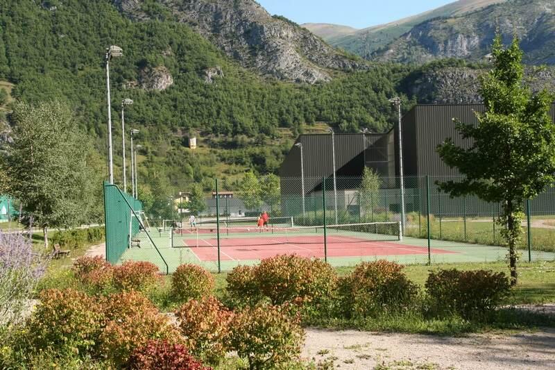 Terrains de tennis