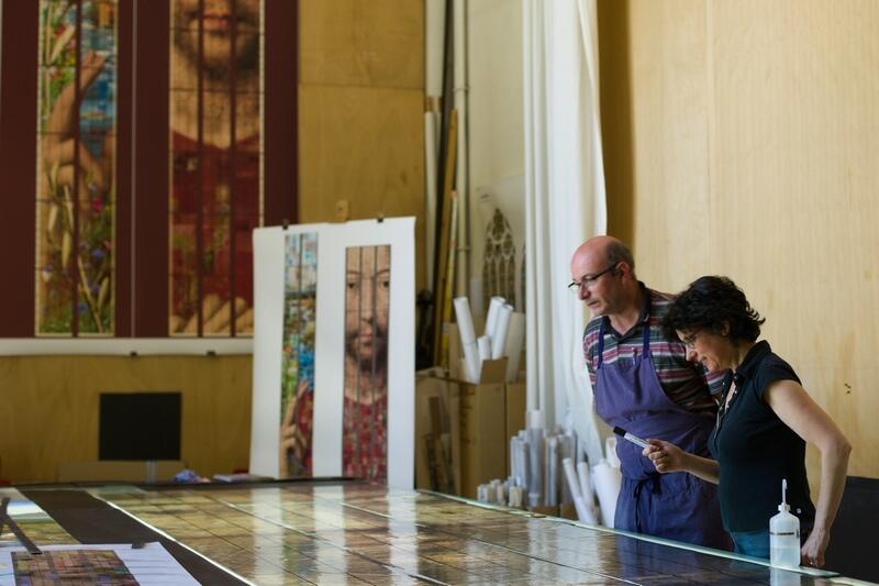 DECOUVREZ NOTRE-DAME: Vitraux contemporains dans les cathédrales, l'exemple du vitrail du millénaire de la cathédrale de Strasbourg!_Bourg-en-Bresse