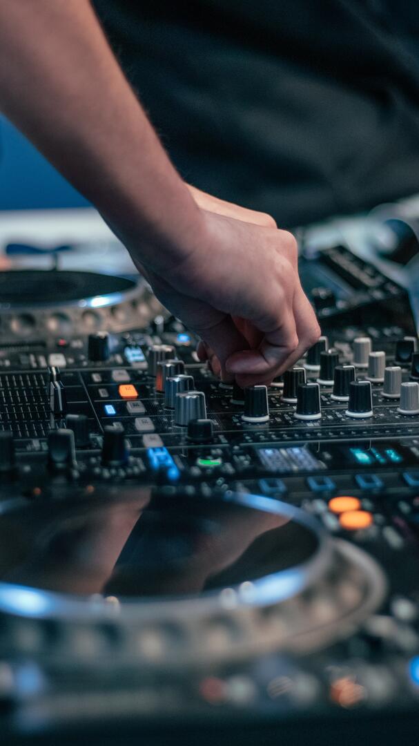 Soirée : DJ Set au Portail Coucou_Salon-de-Provence