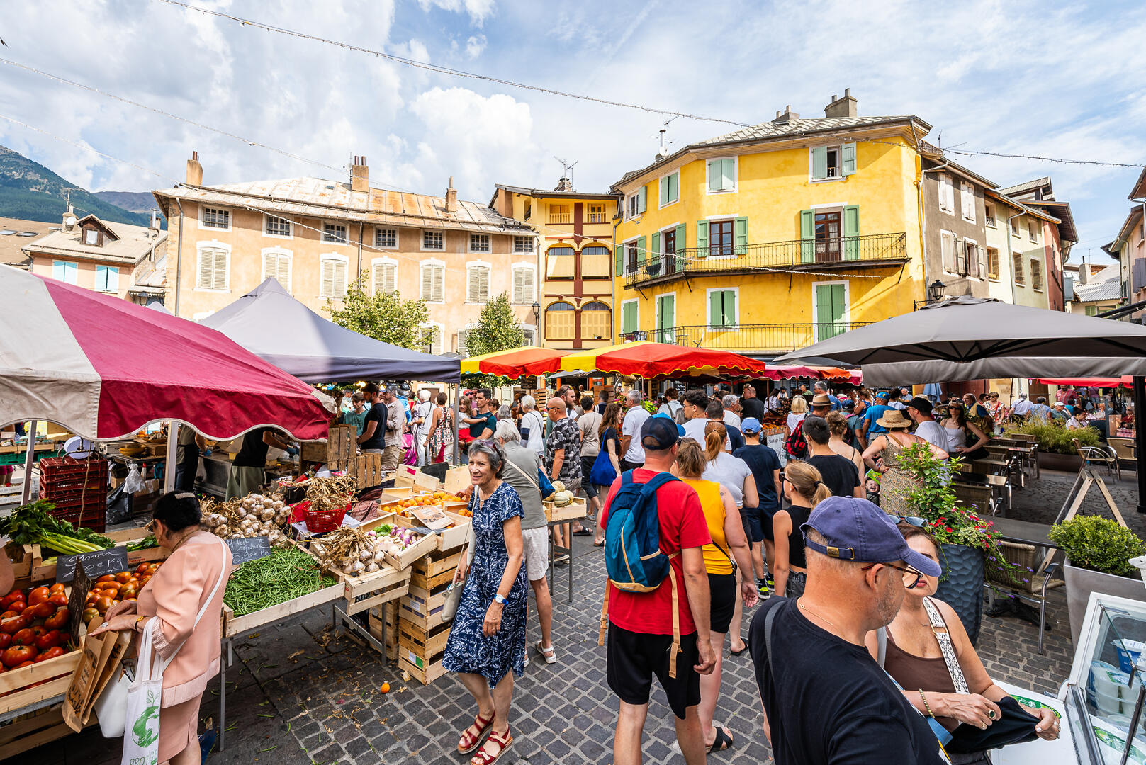 Marché d'Embrun - Mercredi et samedi