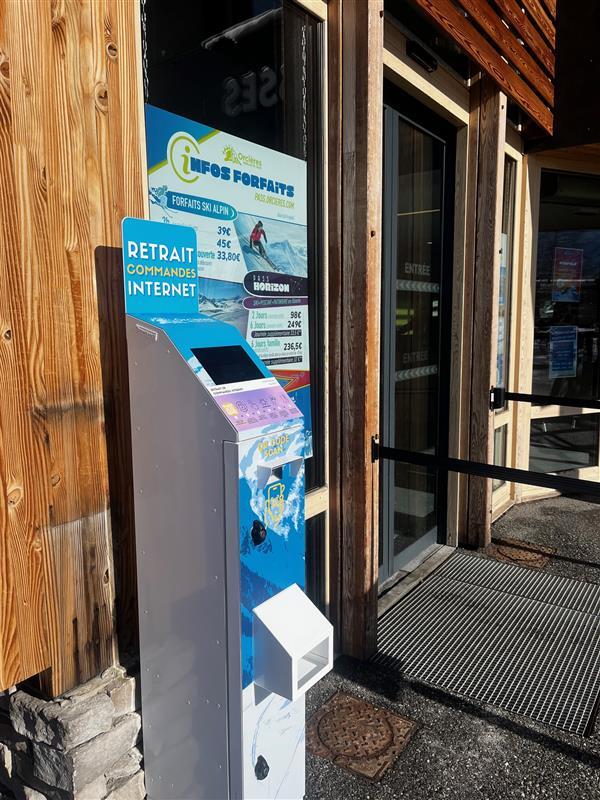 Borne de retrait Espace Ecrins