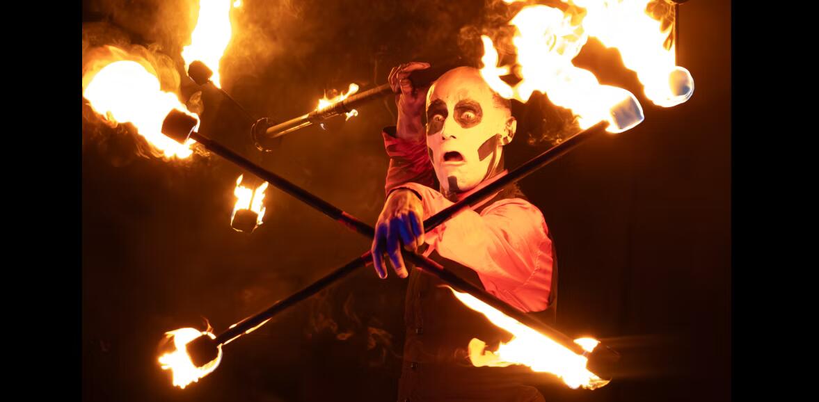 Spectacle de feu : Bienvenue en Enfer_Vallouise-Pelvoux