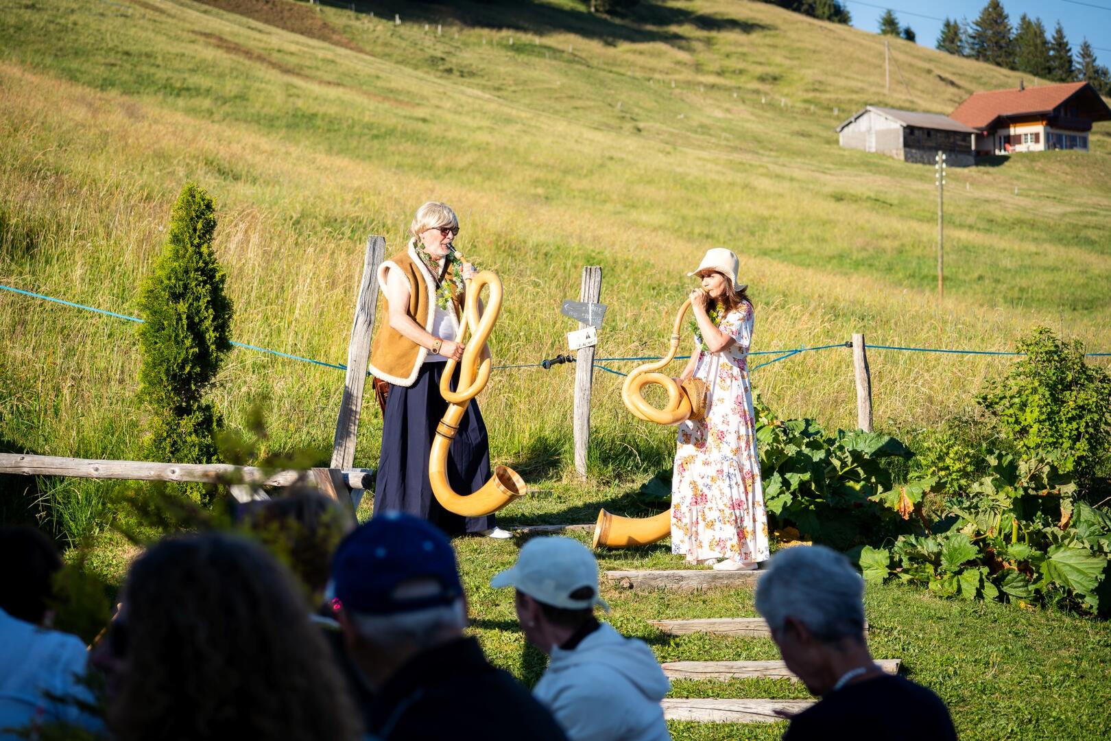 Crochetan Mobile - L'Être aux Sommets_Morgins
