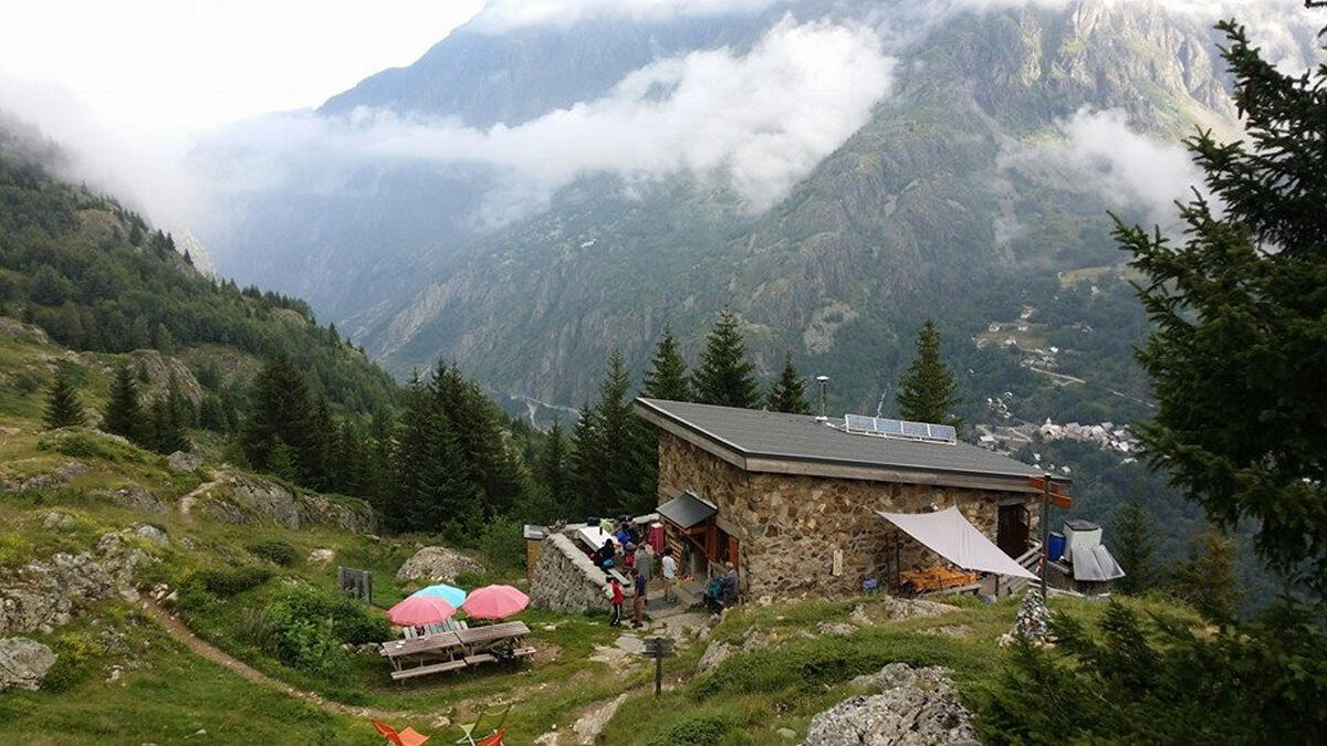 Ravitaillement à l'Alpe du Pin