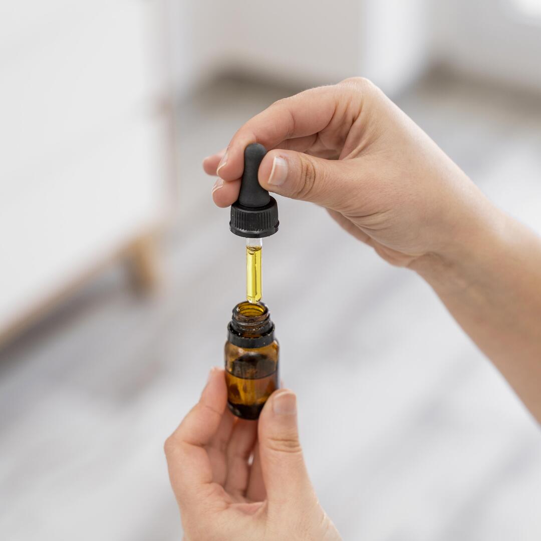 Atelier : voyage sensoriel au cœur des huiles essentielles_Saint-Martin-d'Uriage