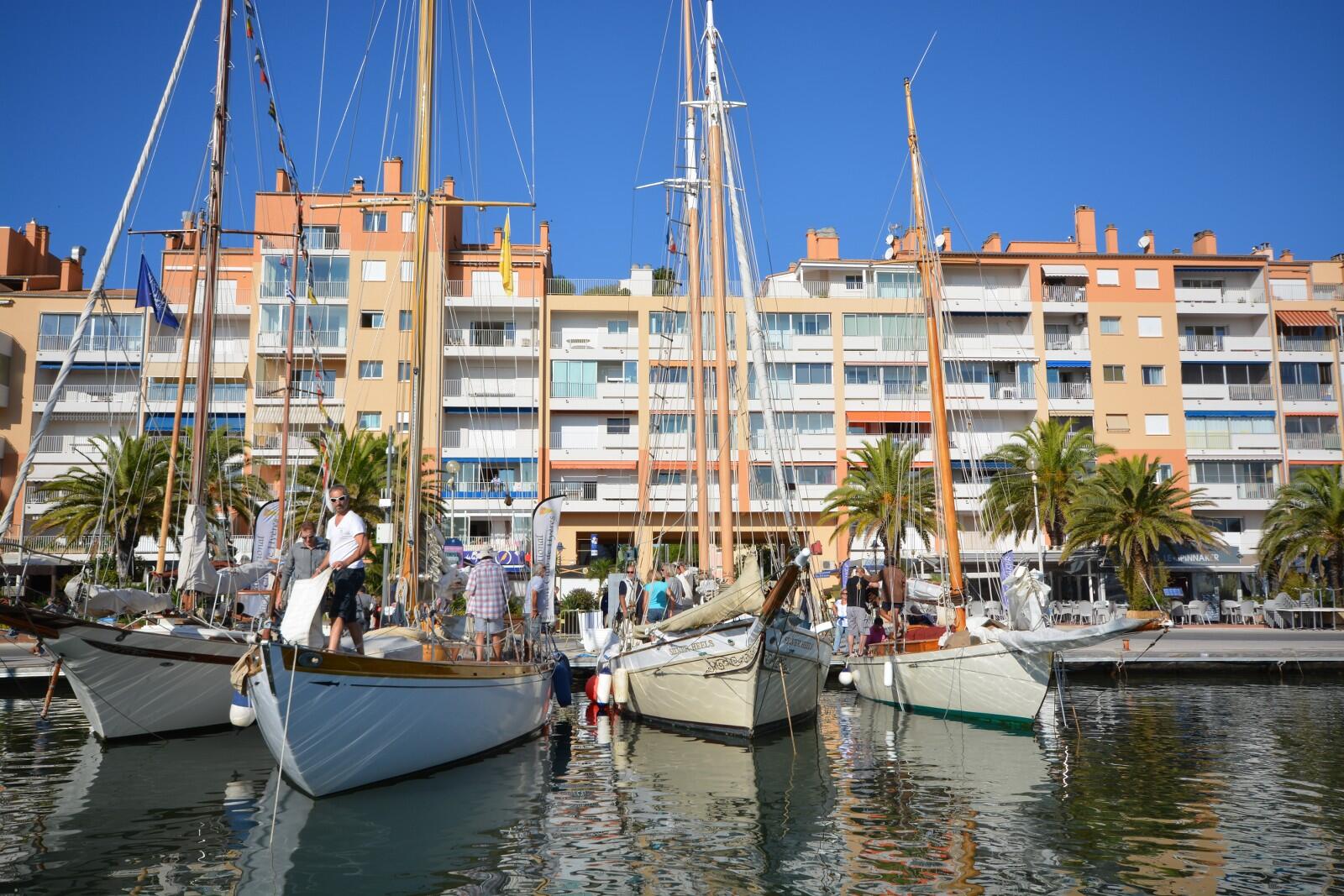 restaurant hyeres port mer spinnaker