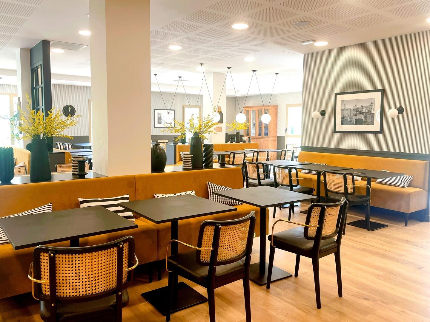 Salle 2 restaurant Montana Bourg-en-Bresse (2)