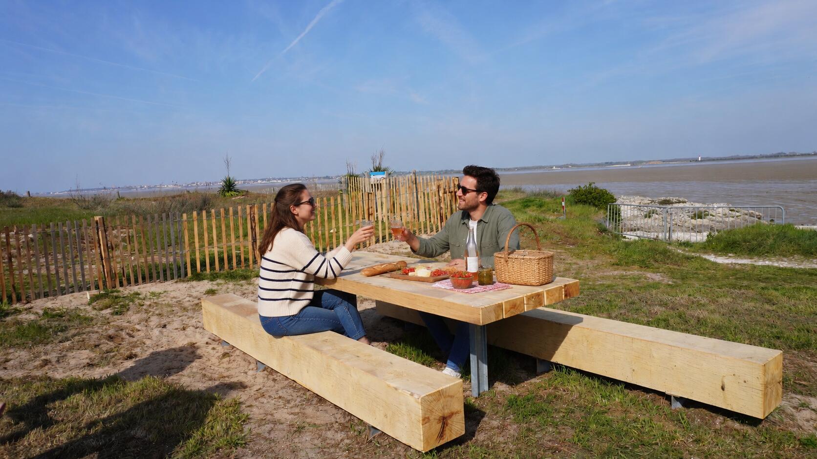 Aire de pique-nique de la Plage Nord_Port-des-Barques