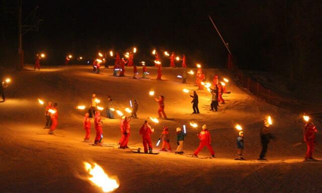 Descente aux flambeaux de carnaval