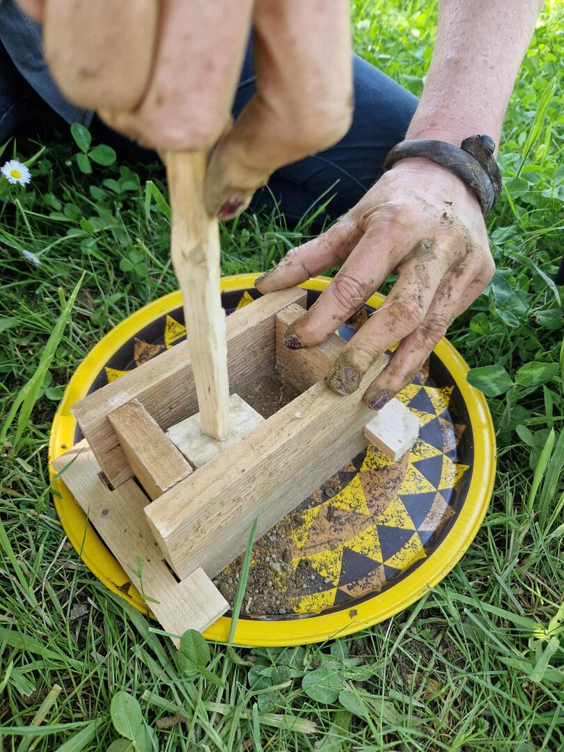 Ferme de la forêt - De terre et de fibre : l'écoconstruction_Courtes