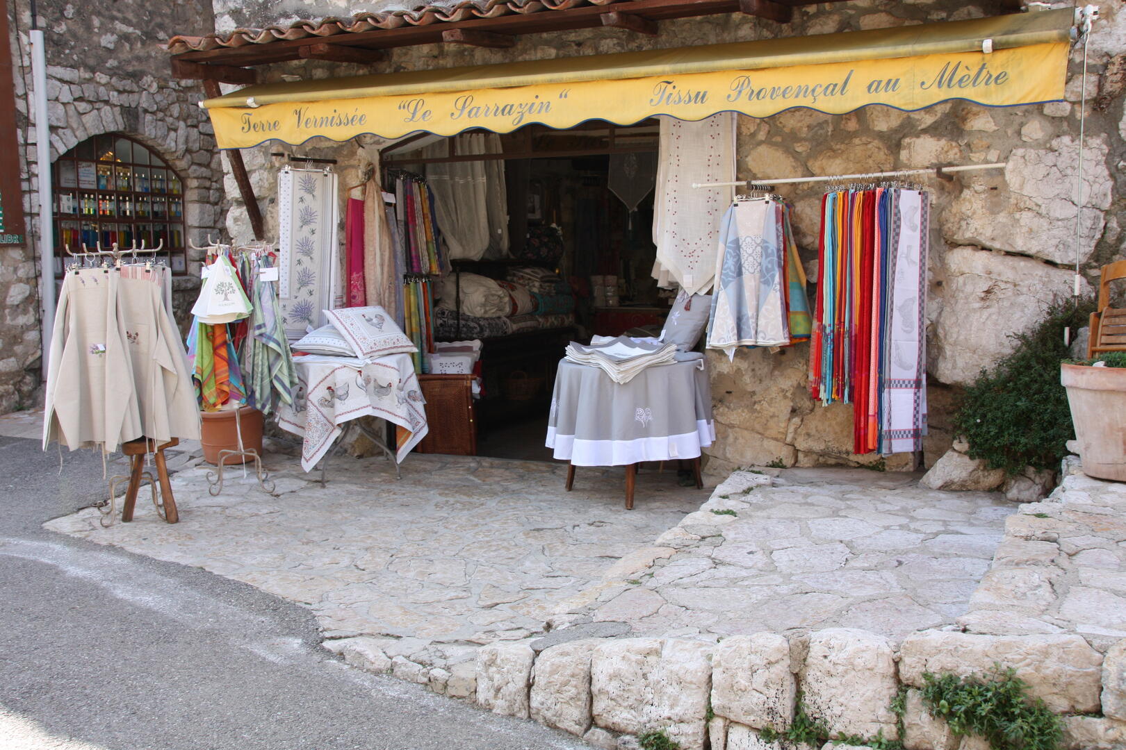 Le Sarrazin