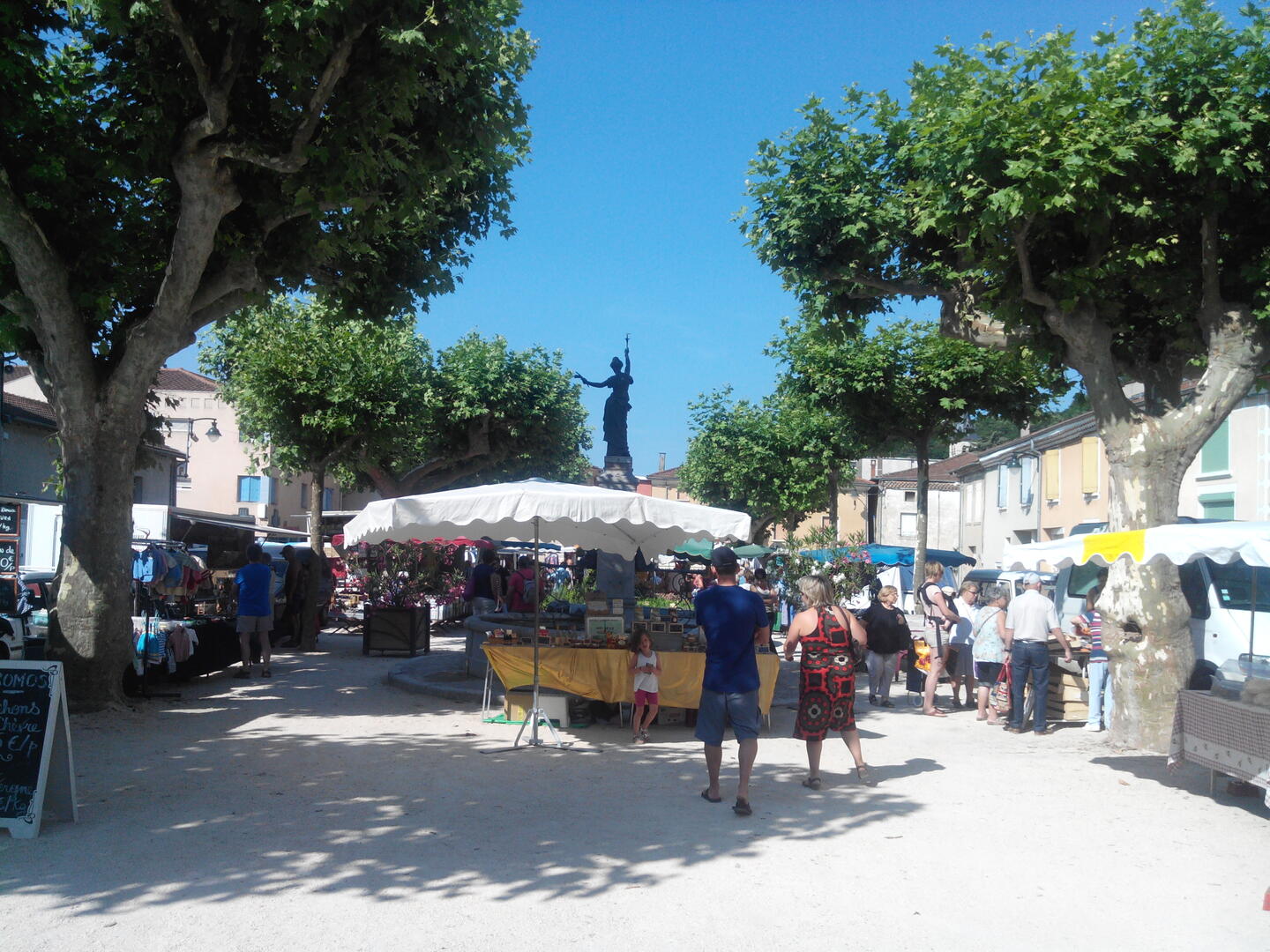 Marché Hauterives