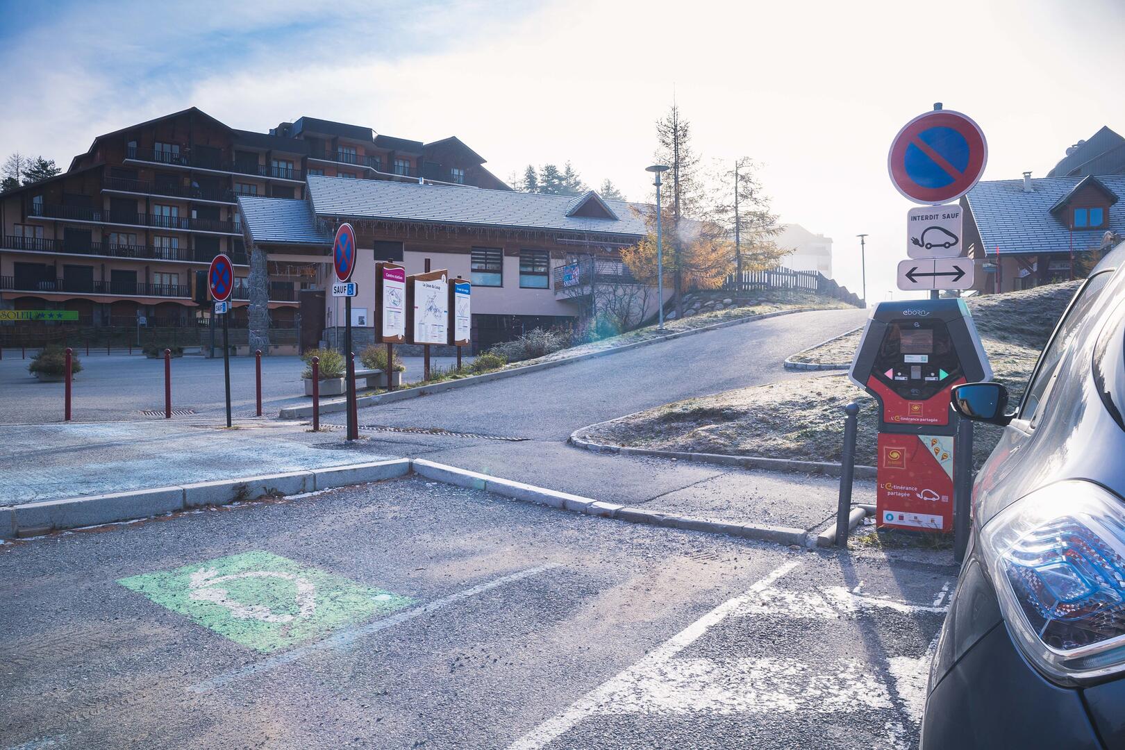 Borne de recharge électrique