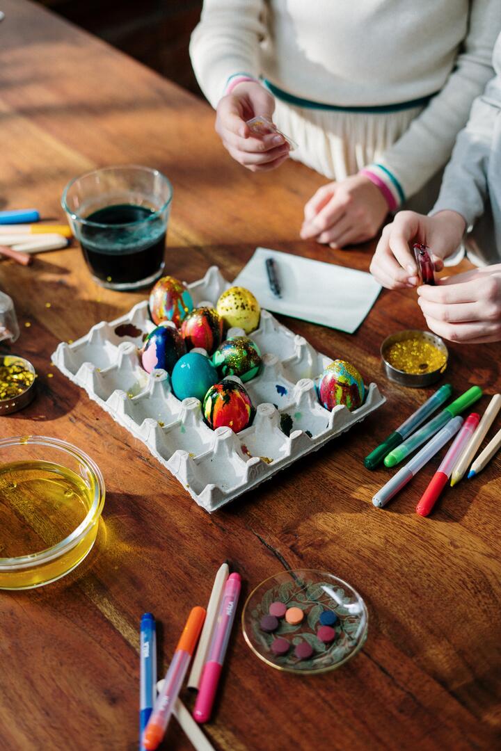 Peinture d'oeufs de Pâques