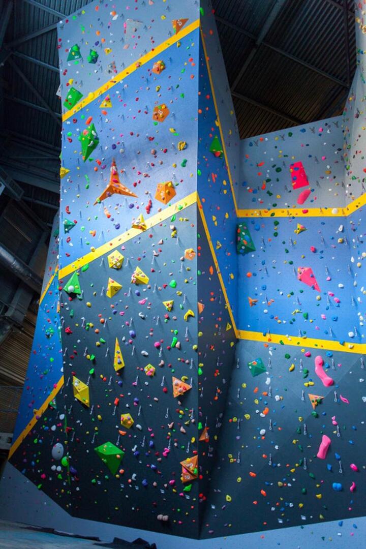 Mur d'escalade de la Halle Olympique