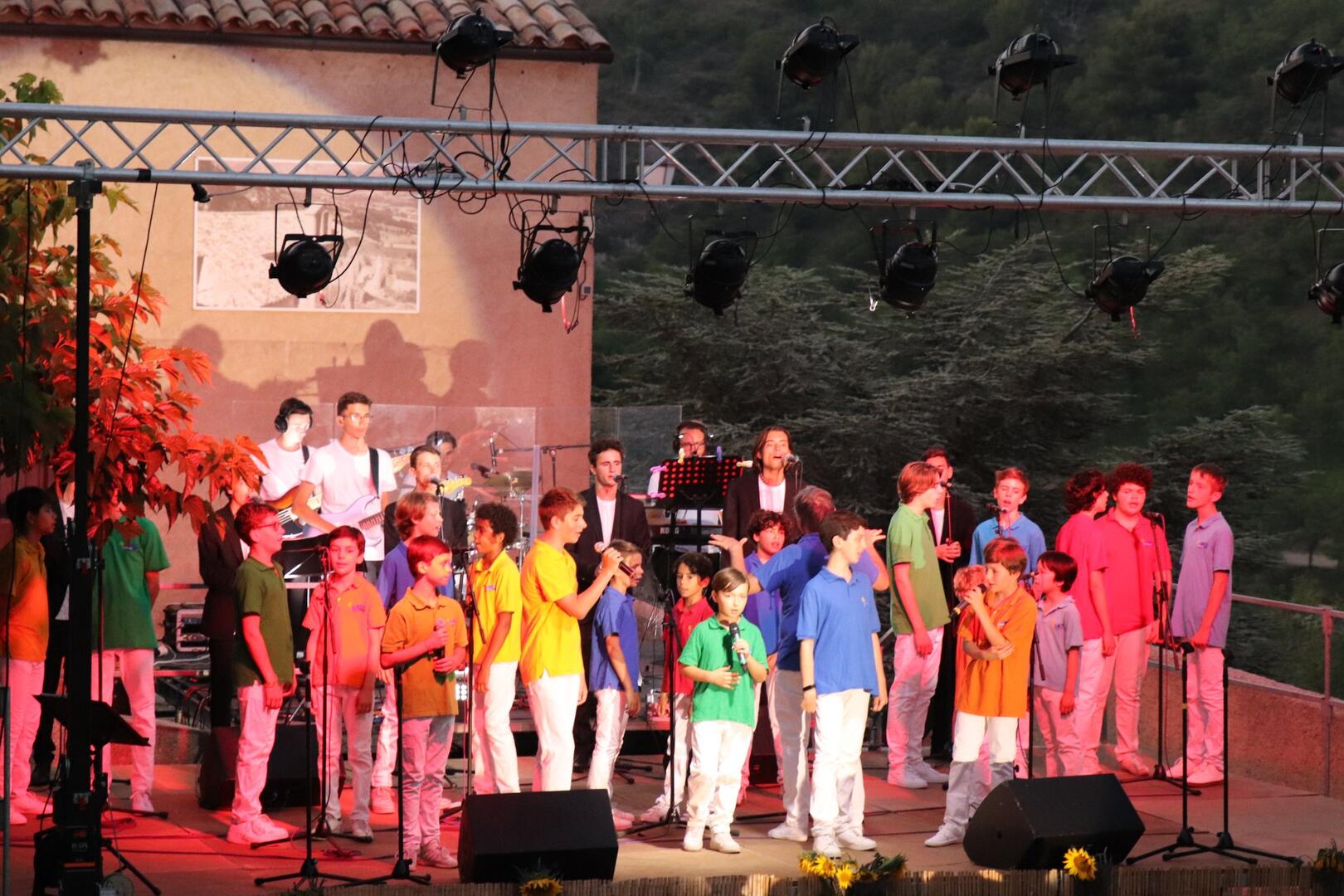 Aubade des petits Chanteurs d'Asnières_La Giettaz