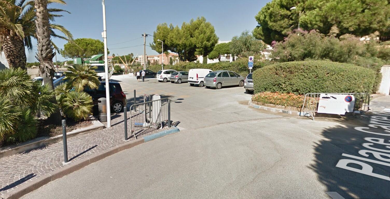 Parking Le Président à La Londe les Maures