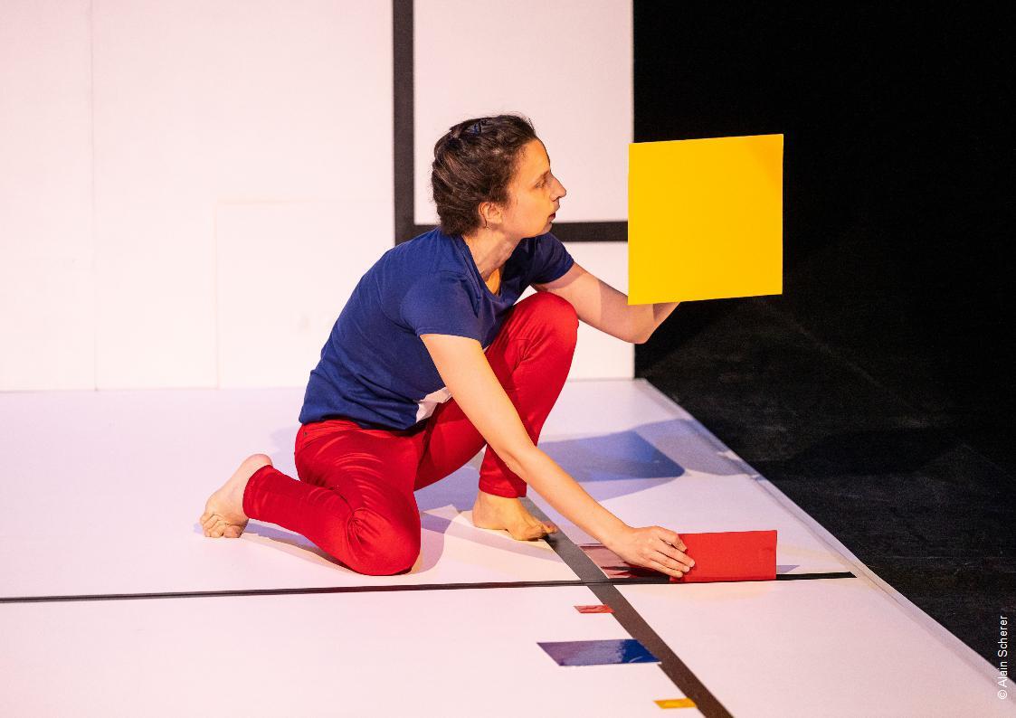 Spectacle immersif et sensoriel : Feuilles_Montluçon