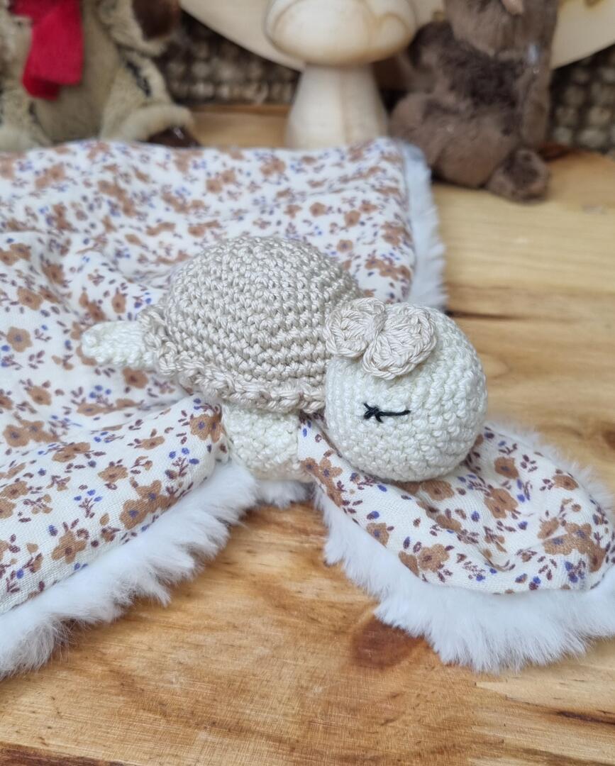 Stand de baby Marmotte !_Orcières