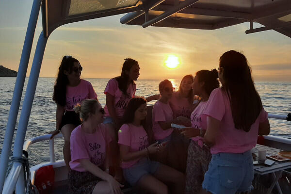 Sortie privative coucher de soleil en mer