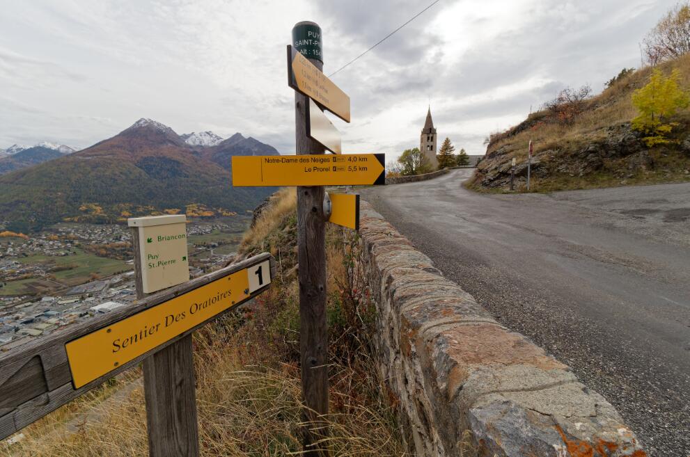 Route de Puy Saint André