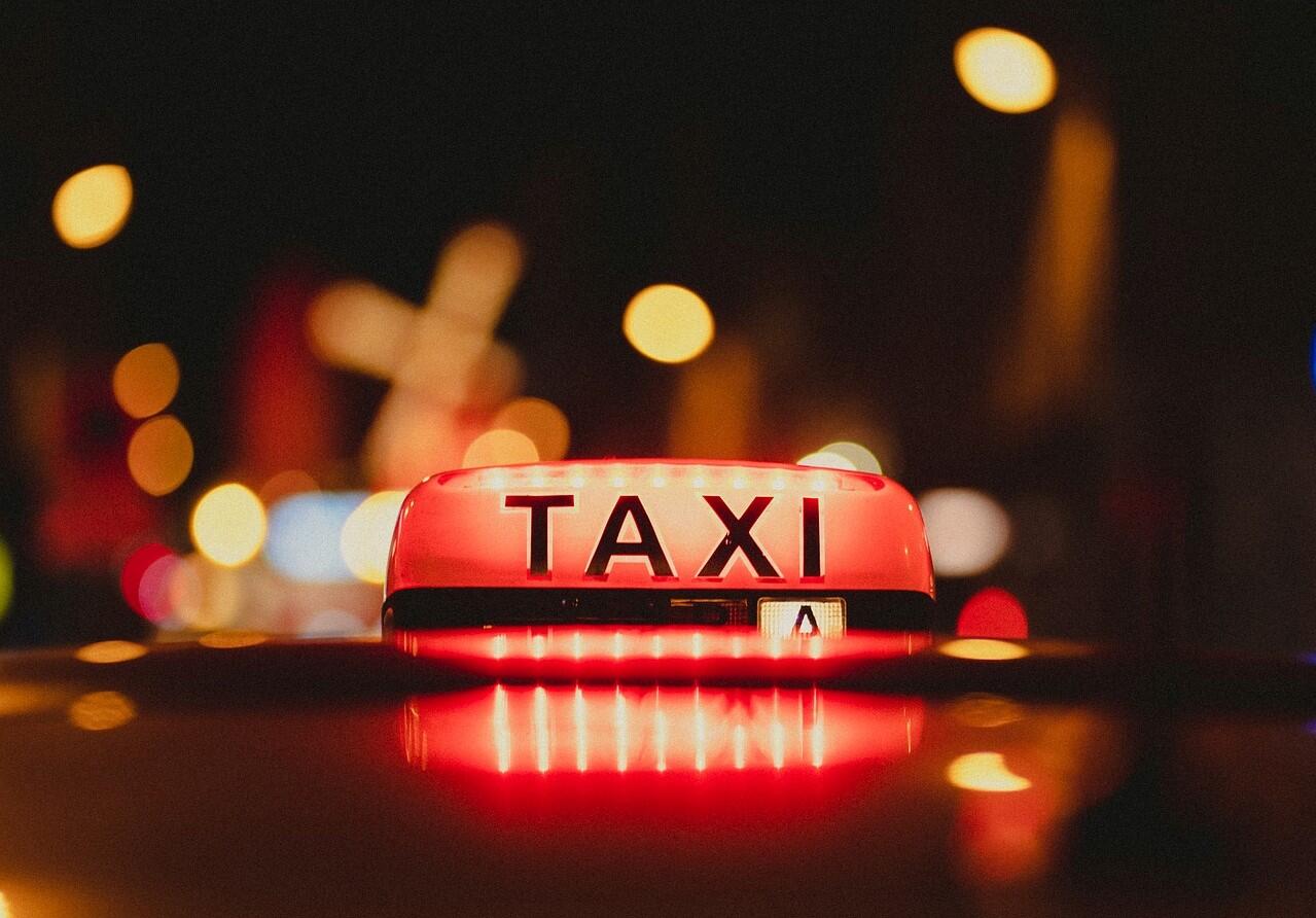 Taxi
