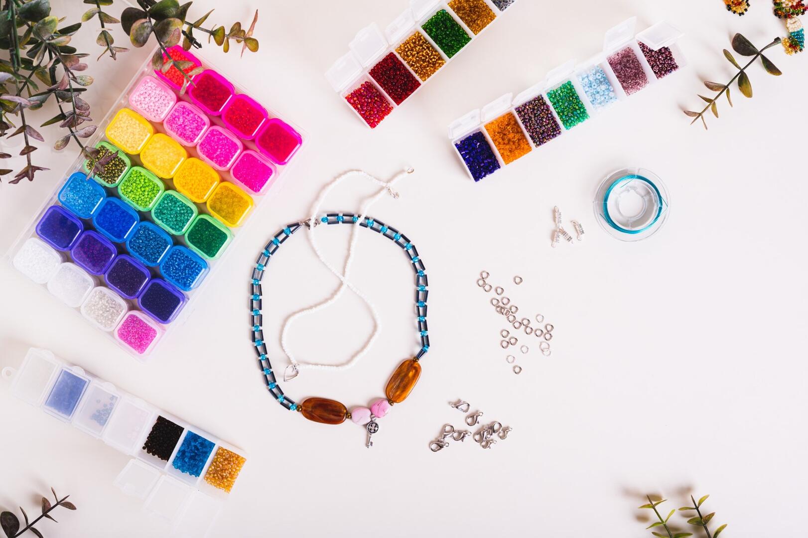 Perles et tressage