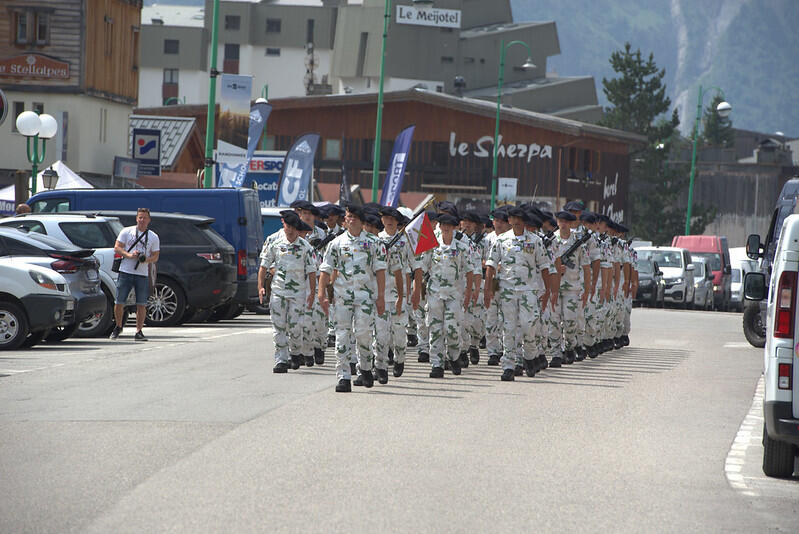 Défilé Passation Commandement 93è RAM_Les Deux Alpes