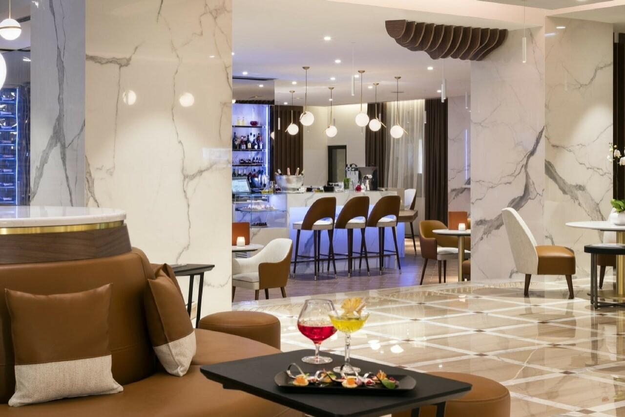 Lobby Bar