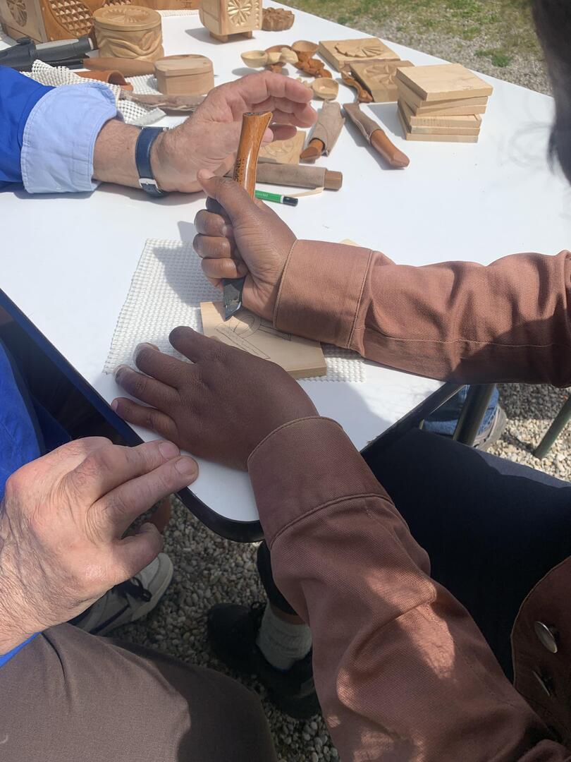 Sculpture sur bois_La Combe-de-Lancey