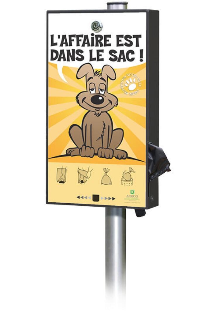 Distributeur de sacs pour déjections canines