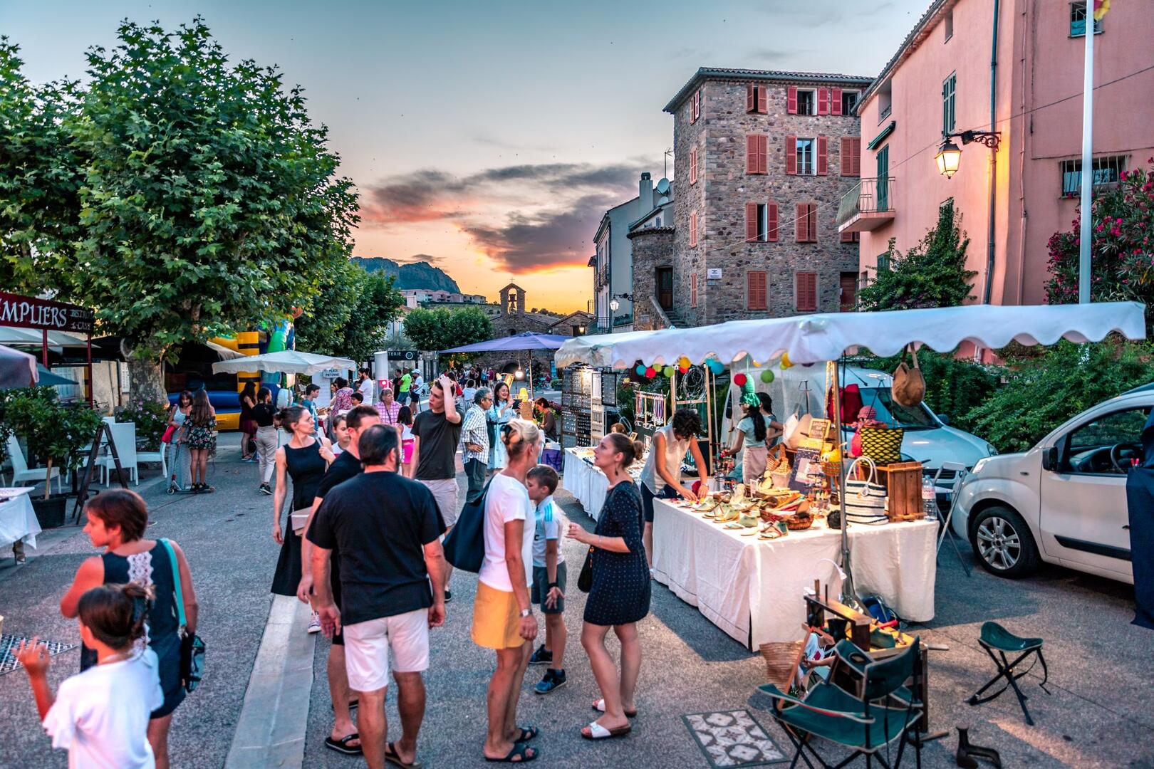 marché nocturne
