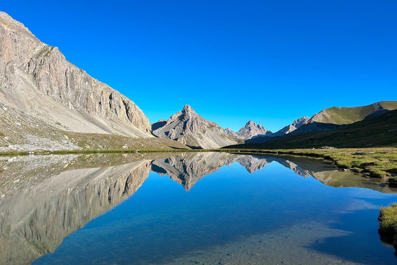 Lac de l'Oronaye et col de Roburent