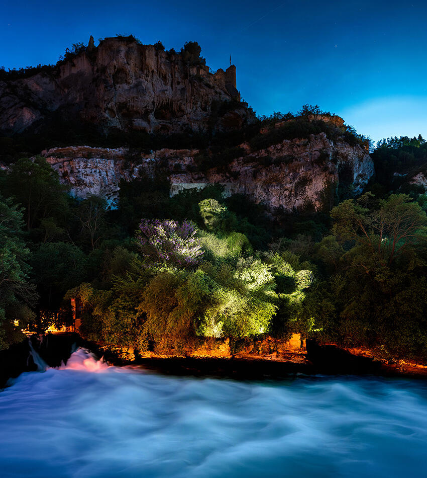 Nuits magiques - Fontaine-de-Vaucluse, source de légendes_Fontaine-de-Vaucluse