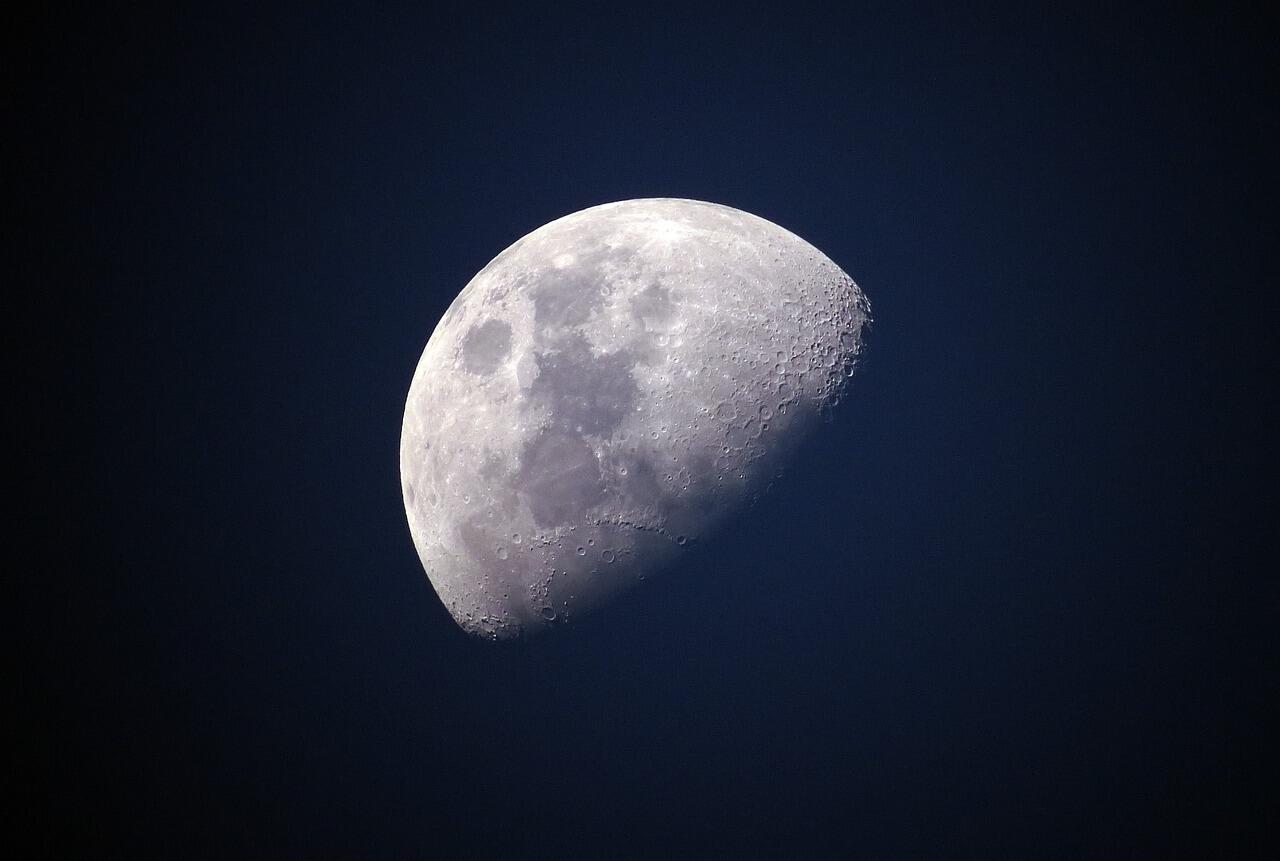 Rendez vous avec la Lune au Village des Étoiles