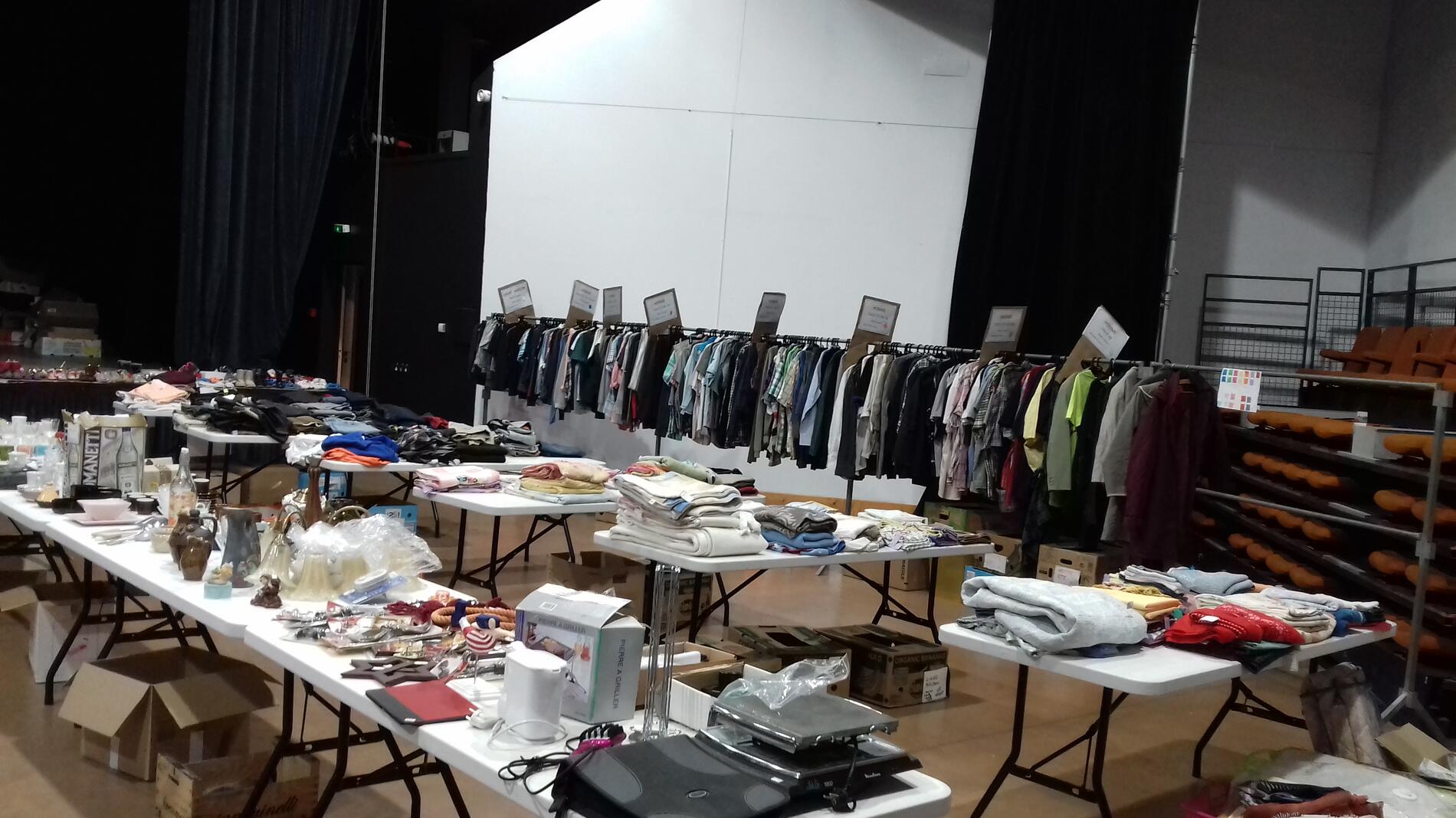 grand déballage du vestiaire de Breuil-Magné