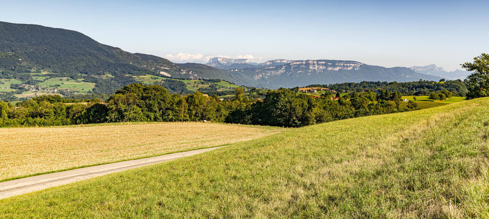 Vue sur la Chartreuse depuis le Circuit du Mont Tournier